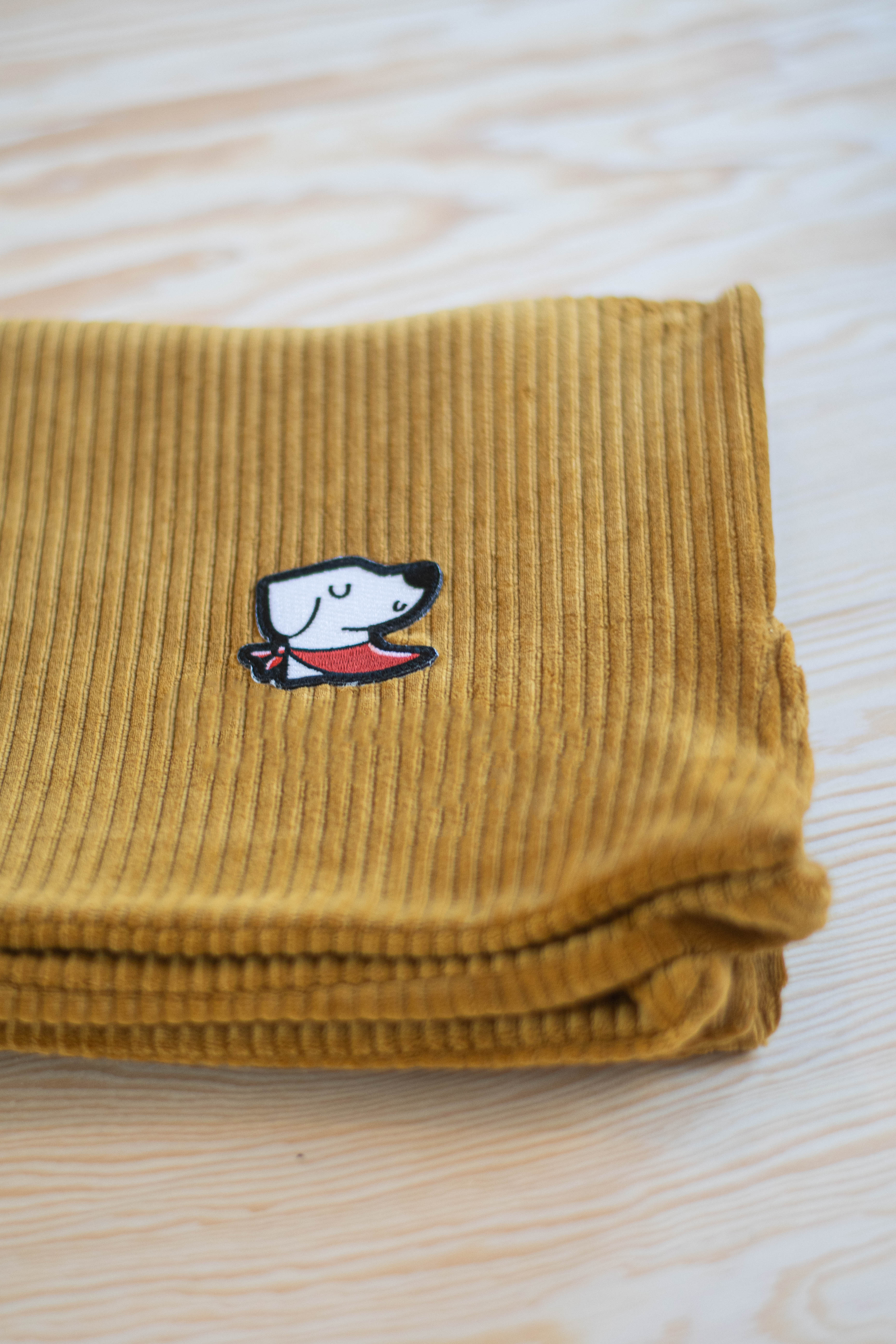 Duvette – Submarine Yellow